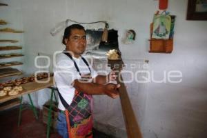 TLAXCALA . ELABORACIÓN PAN DE MUERTO