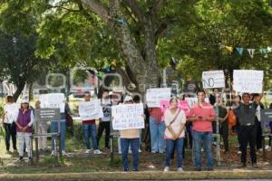 FISCALÍA . MANIFESTACIÓN