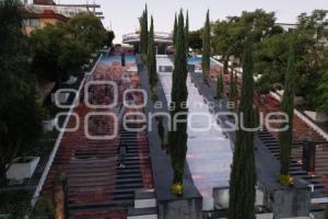 TLAXCALA . ESCALINATAS LOS HÉROES