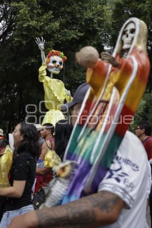 SANTA MUERTE . PROCESIÓN