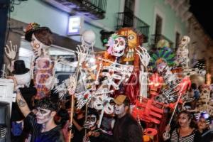 TAMALISTA . DESFILE DE CALAVERAS