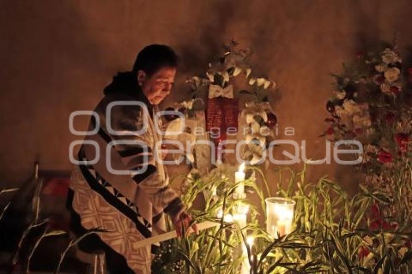 XOCHITLÁN TODOS SANTOS . VELADA