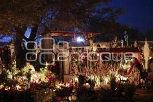 XOCHITLÁN TODOS SANTOS . VELADA