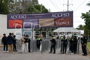ESTADIO HERMANOS SERDÁN . CIERRE VIAL