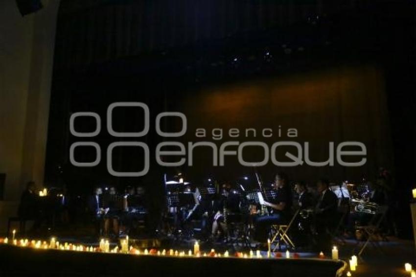 CONCIERTO ENTRE VELAS