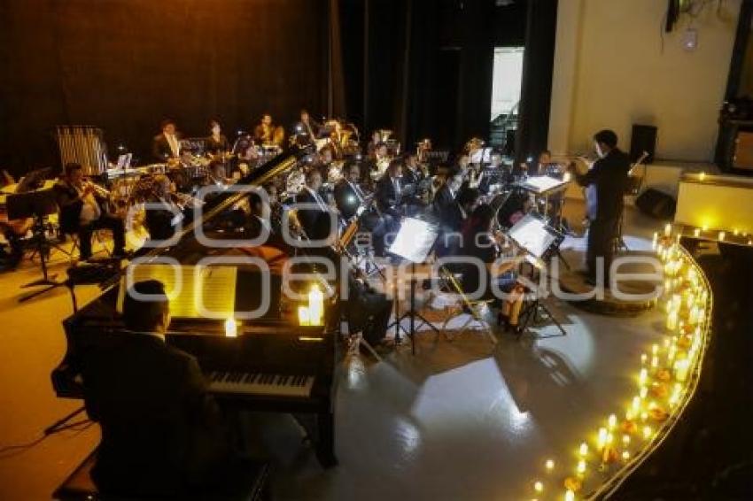 CONCIERTO ENTRE VELAS