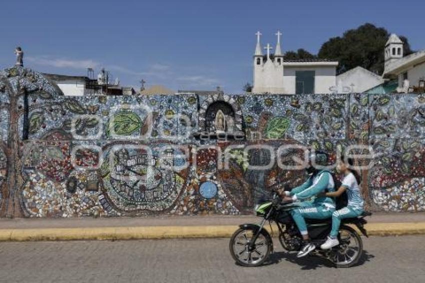 ZACATLÁN . VITROMURALES