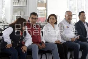 GOBIERNO ESTATAL . EQUIPAMIENTOS DIF