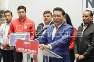 NÉSTOR CAMARILLO