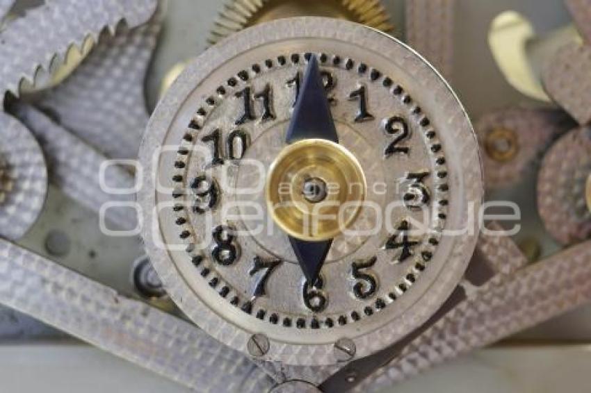 ZACATLÁN . MUSEO DEL RELOJ
