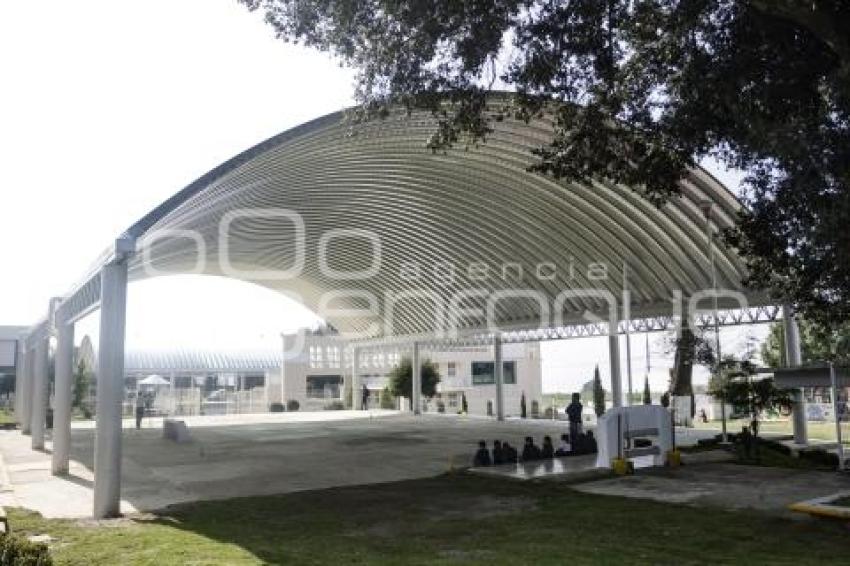 GOBIERNO ESTATAL . INAUGURACIÓN TECHADO