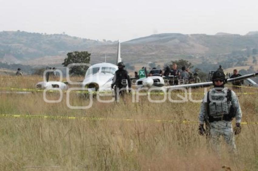 ATERRIZAJE AVIONETA