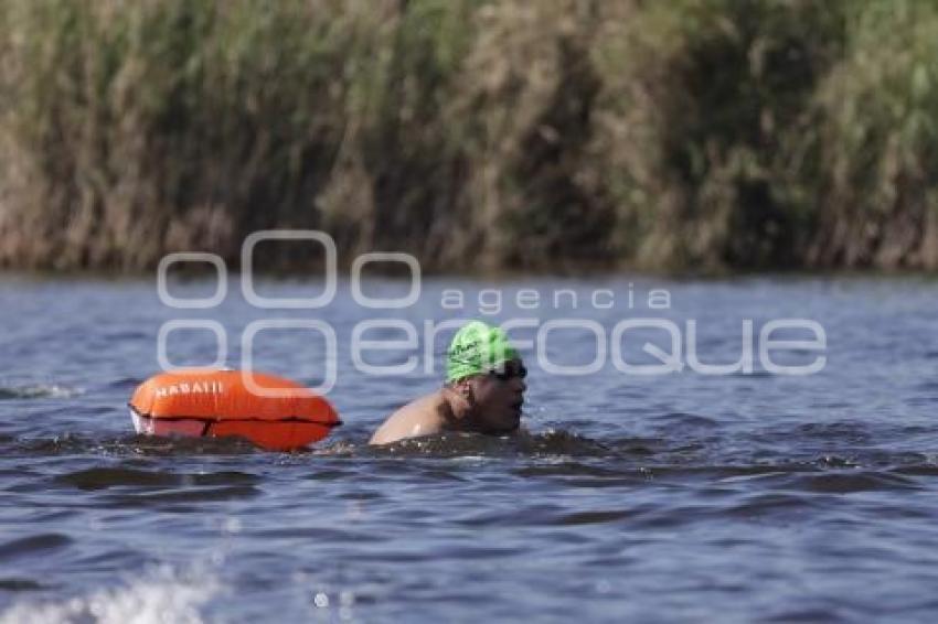 AGUAS ABIERTAS . FURIA