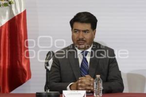 JAVIER AQUINO