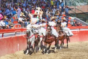 TLAXCALA . FESTIVAL ESCARAMUZAS