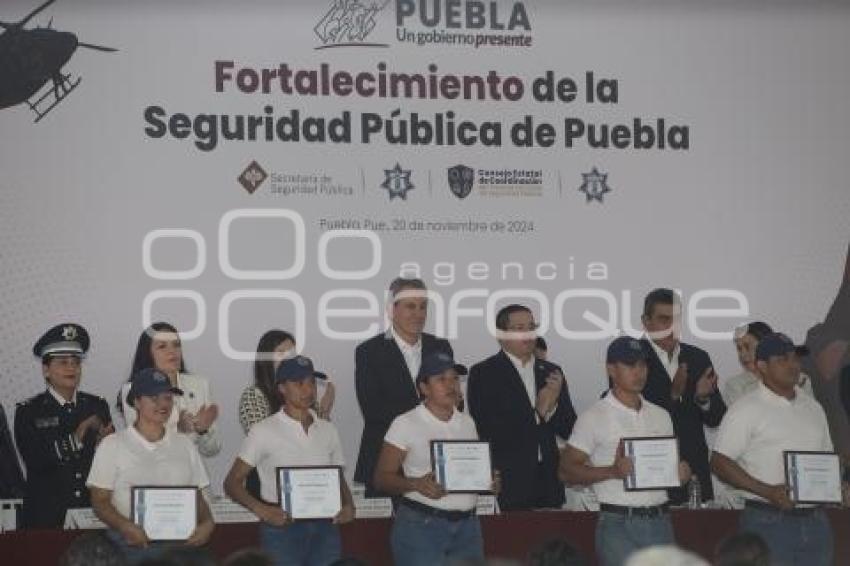GOBIERNO ESTATAL . ENTREGA DE PATRULLAS