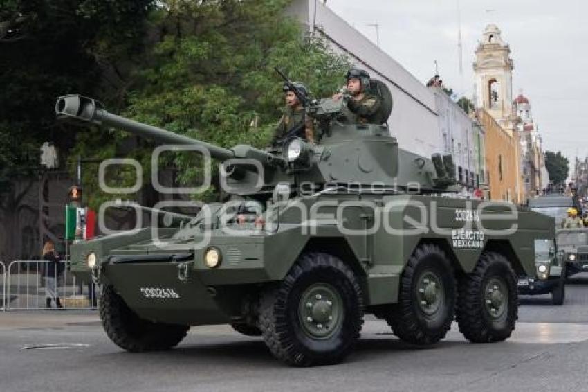 DESFILE MILITAR REVOLUCIÓN MEXICANA