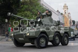 DESFILE MILITAR REVOLUCIÓN MEXICANA