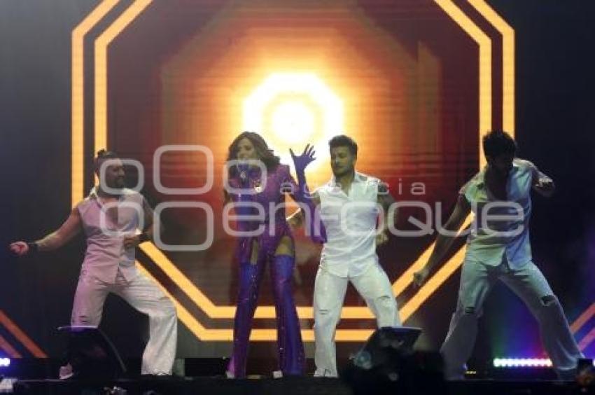 CONCIERTO . GLORIA TREVI