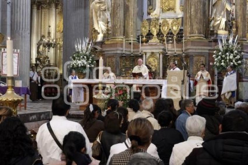 MISA DOMINICAL . CATEDRAL