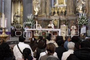 MISA DOMINICAL . CATEDRAL
