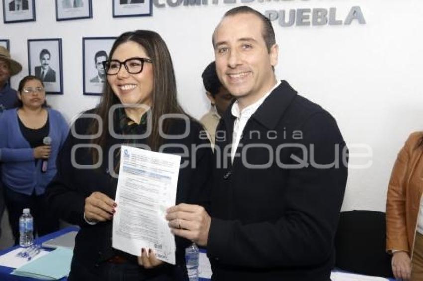 PAN . REGISTRO MARIO RIESTRA