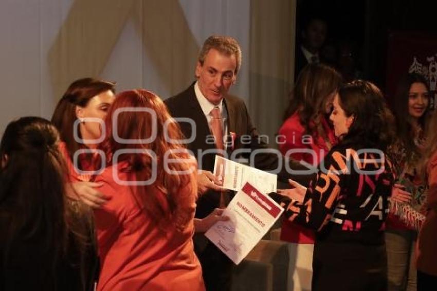 AYUNTAMIENTO . VIOLENCIA CONTRA LA MUJER