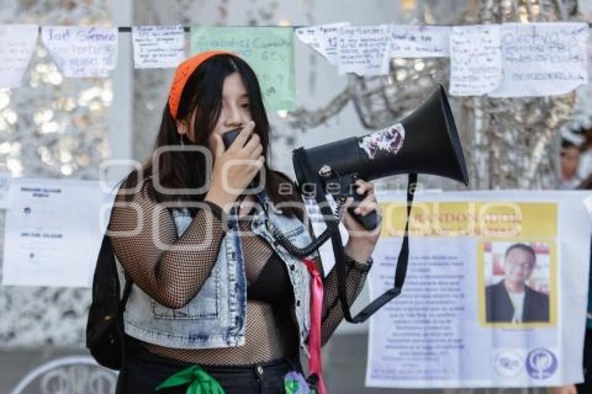 25N . TENDEDERO VIOLENTADORES