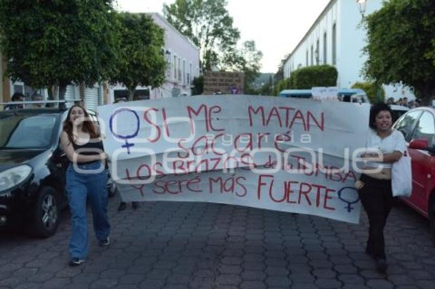 TLAXCALA . MARCHA FEMINISTA 25N