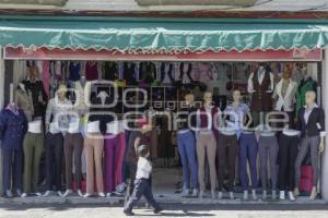 ECONOMÍA . COMERCIOS