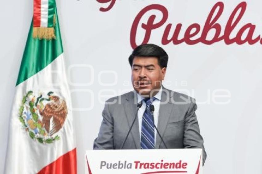 JAVIER AQUINO