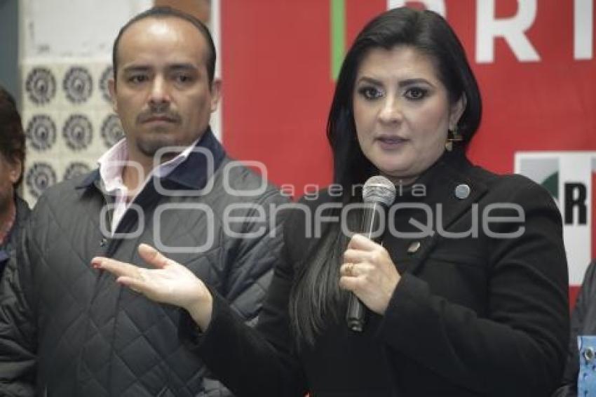 PRI . DELFINA POZOS