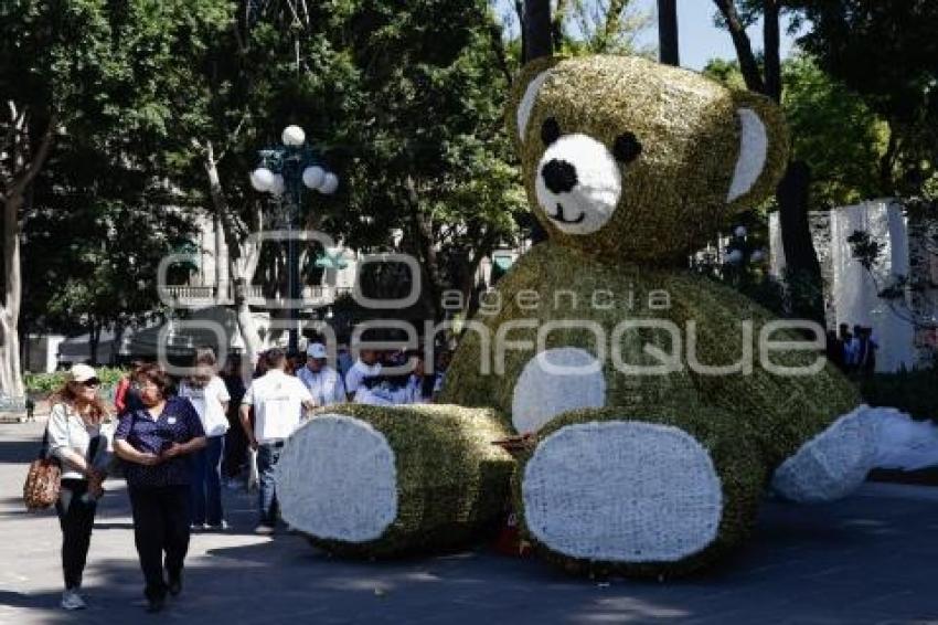 AYUNTAMIENTO . ADORNOS NAVIDEÑOS