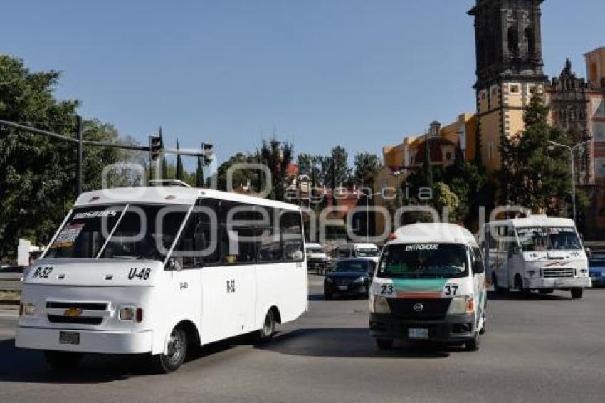 TRANSPORTE PÚBLICO