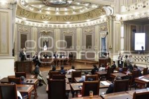 CONGRESO . MEDALLA MÉRITO DOCENTE