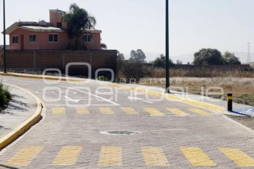 SAN ANDRÉS CHOLULA . ENTREGA DE CALLE