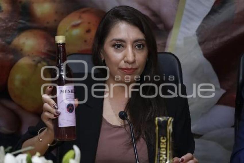 ANGÉLICA ALVARADO
