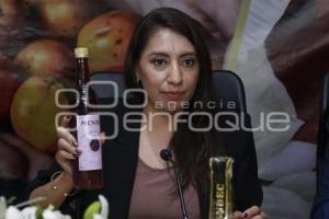 ANGÉLICA ALVARADO