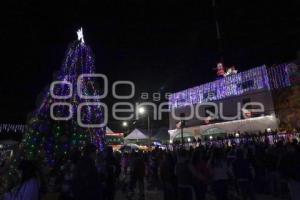TLAHUAPAN . ÁRBOL NAVIDEÑO