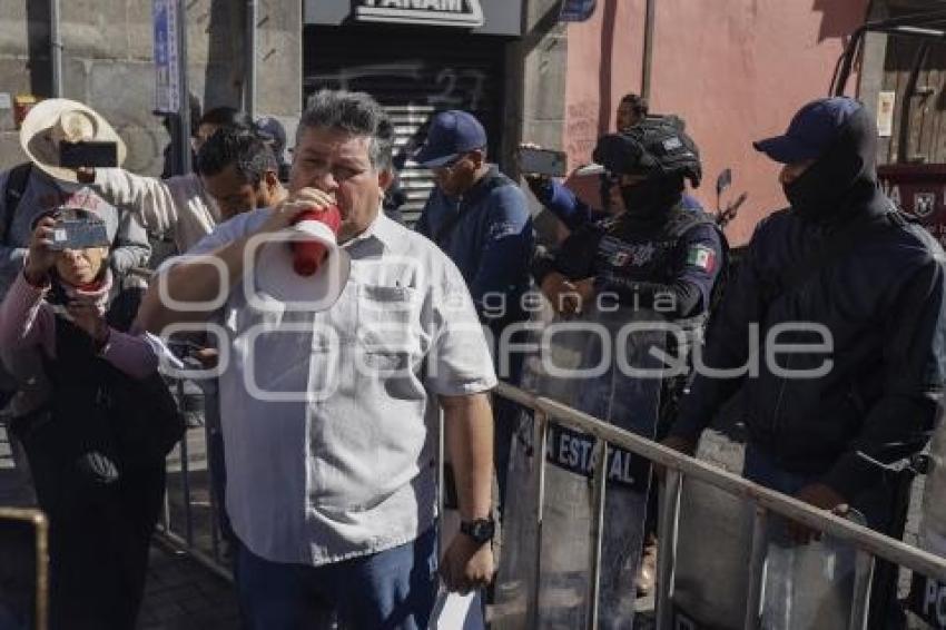 MANIFESTACIÓN CONCESIONARIOS