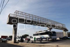 BLOQUEO VÍA CORTA SANTA ANA