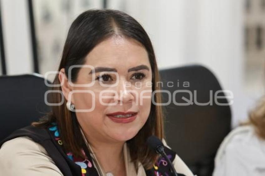 MARTA ORNELAS