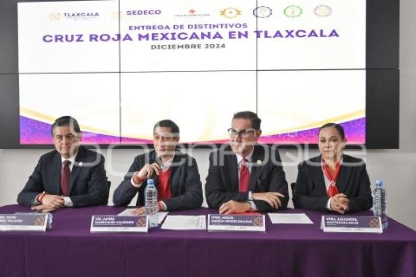 TLAXCALA . ENTREGA DISTINTIVOS CRUZ ROJA