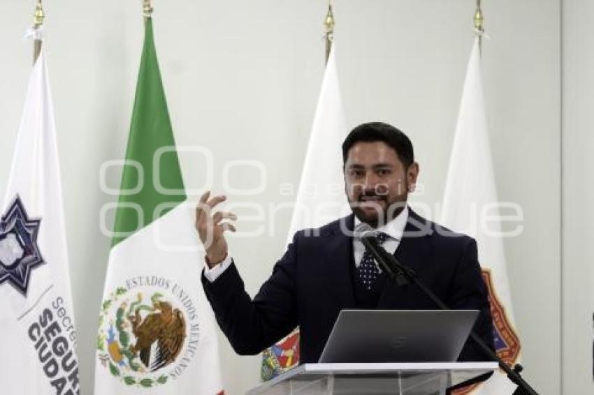 SSC . FERNANDO ROSALES 