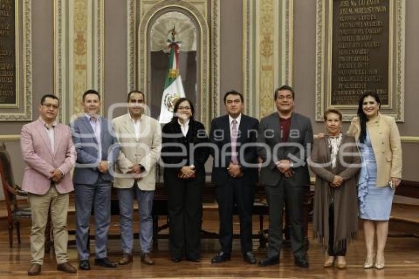 COMPARECENCIA . ADMINISTRACIÓN