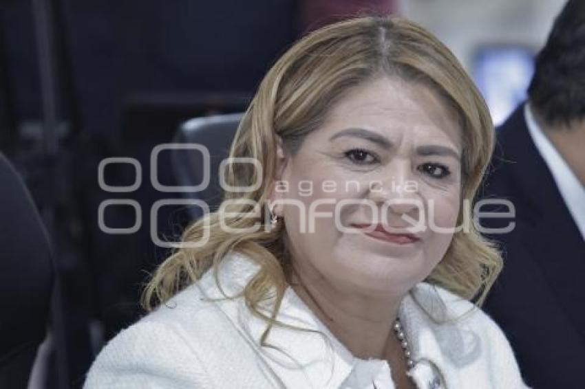 JOSEFINA MORALES