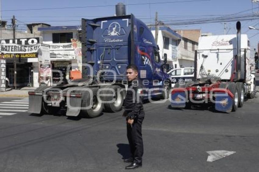 CUAUTLANCINGO . MANIFESTACIÓN TRANSPORTISTAS