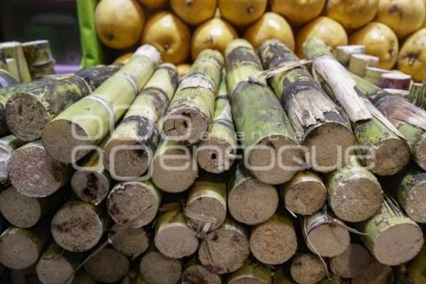 MERCADO . FIESTAS DECEMBRINAS
