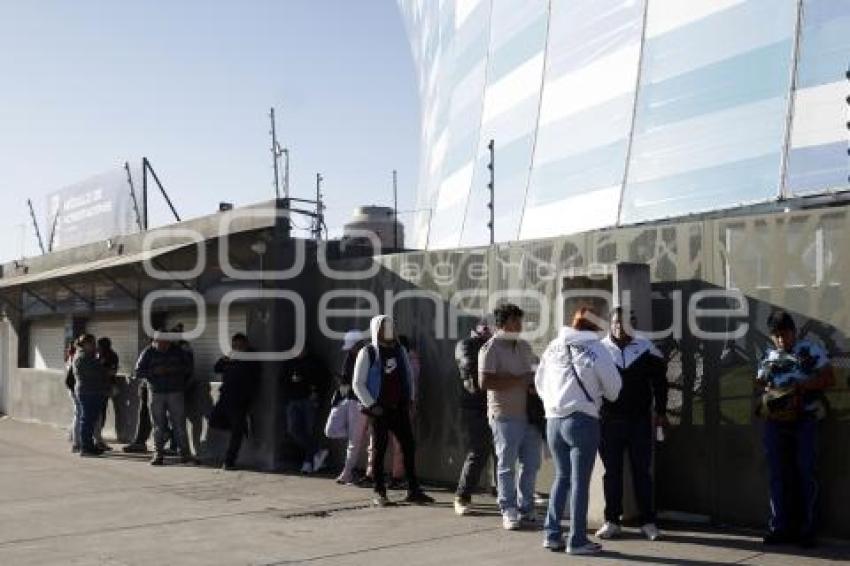 ESTADIO CUAUHTÉMOC . AFICIONADOS