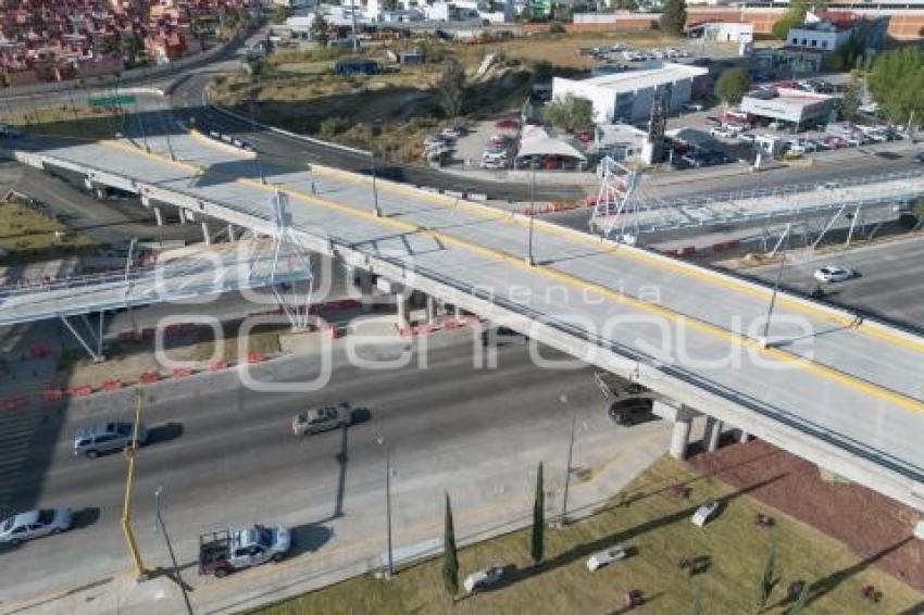 GOBIERNO ESTATAL . PASO INFERIOR